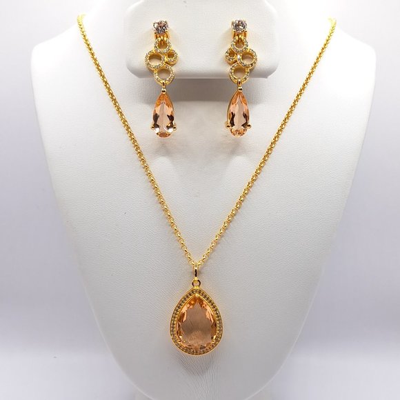 Hespera - Circadian Fantasy Earrings and Princess Grace Necklace - Morganite - Picture 4 of 4